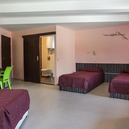 Family Hotel Kipra Luaran gambar