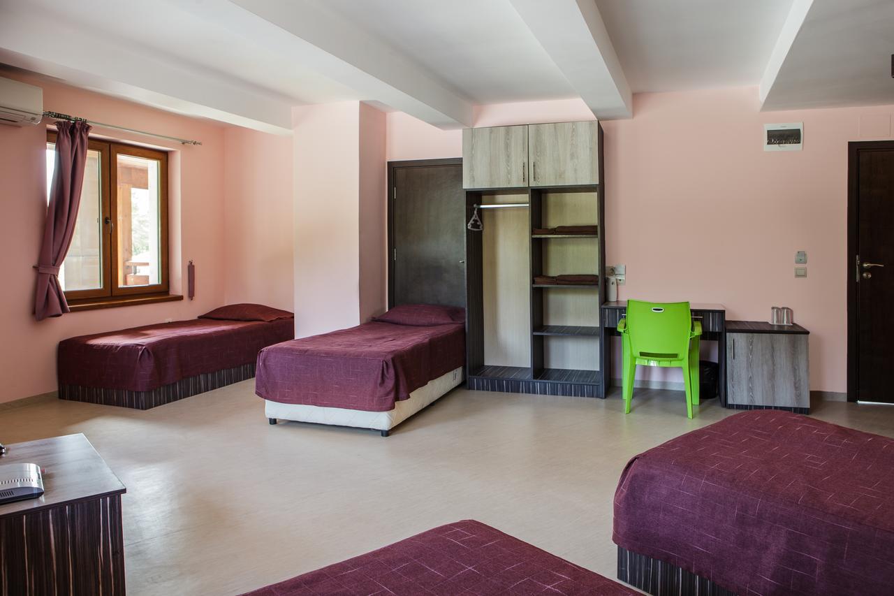 Family Hotel Kipra Luaran gambar