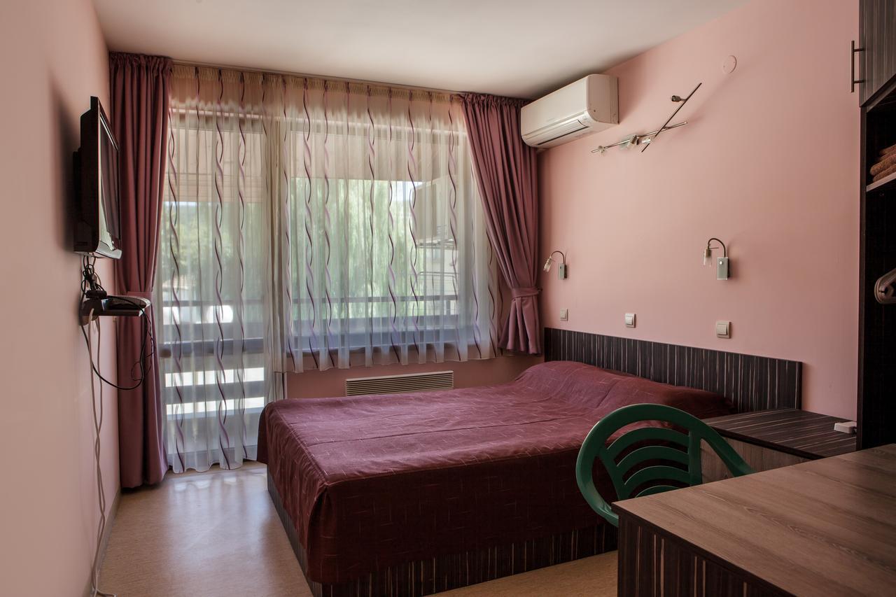 Family Hotel Kipra Luaran gambar
