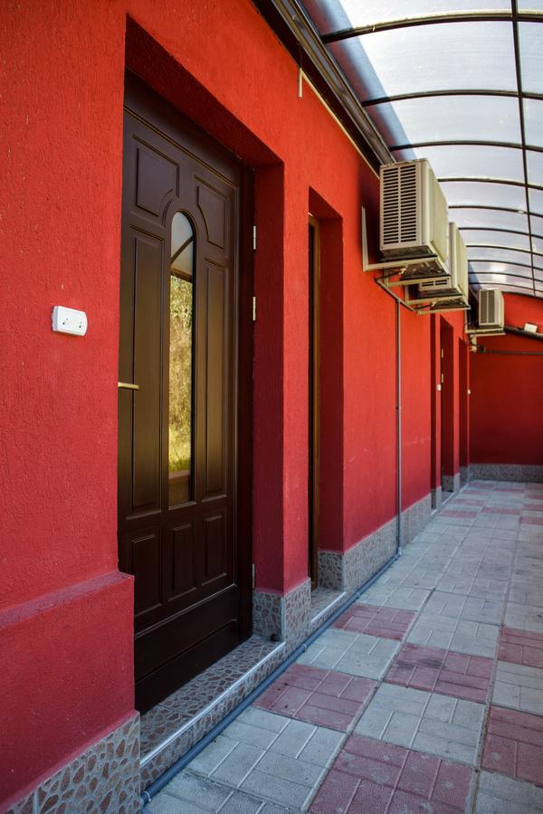 Family Hotel Kipra Luaran gambar